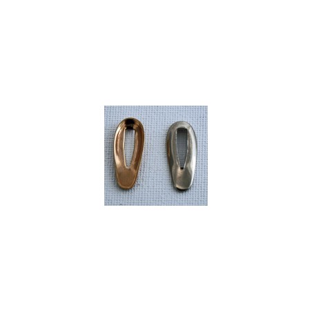 1572 Välilevy 28 x 34 x 1 mm