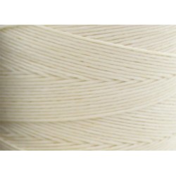 Vahakäsitelty ompelulanka luonnonvalkoinen