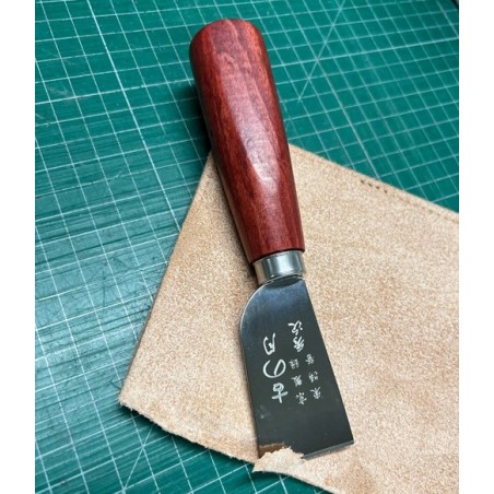 4363 Nahkahihnaleikkuri