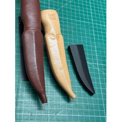 1712_75-77 Umpilesta Design-lesta muovi 75/77 x 22 mm